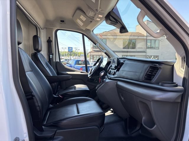 Used 2023 Ford Transit 350 DRW RWD image 15