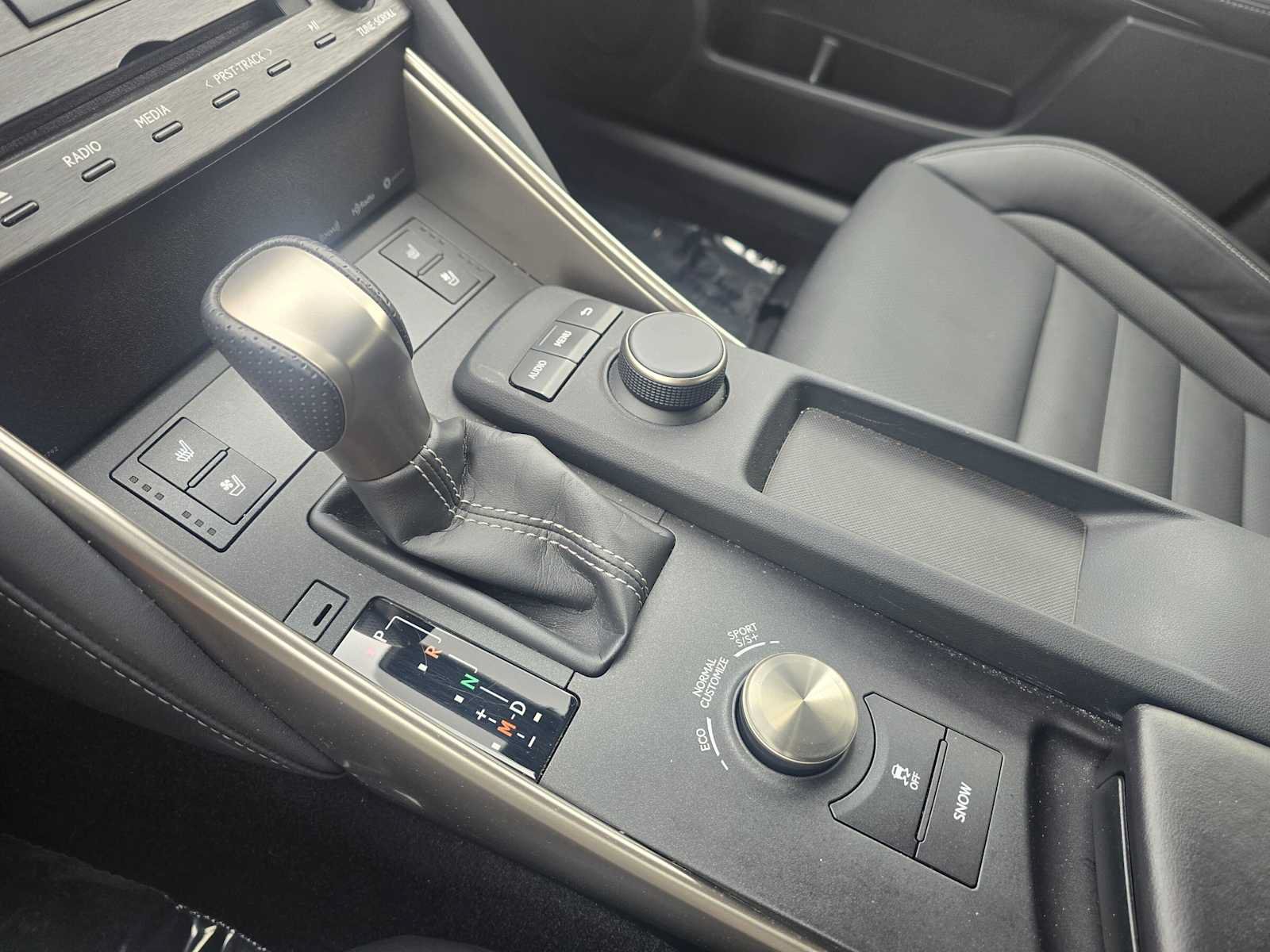 Certified 2020 Lexus IS 350 F Sport w/ F Sport Package RWD image 31