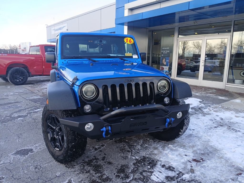 Used 2016 Jeep Wrangler Sport image 3