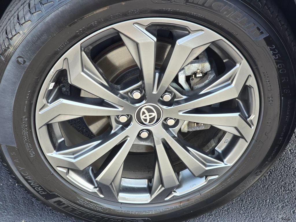 Certified 2023 Toyota RAV4 XLE Premium AWD/4WD image 10