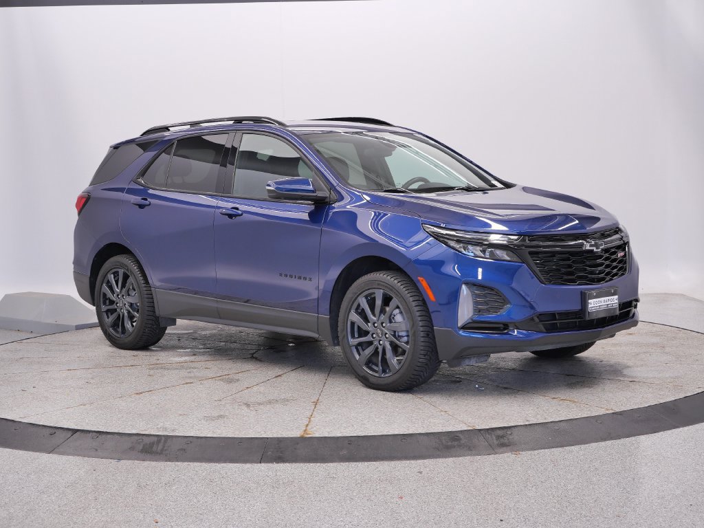 Used 2023 Chevrolet Equinox RS w/ RS Leather Package AWD/4WD image 10
