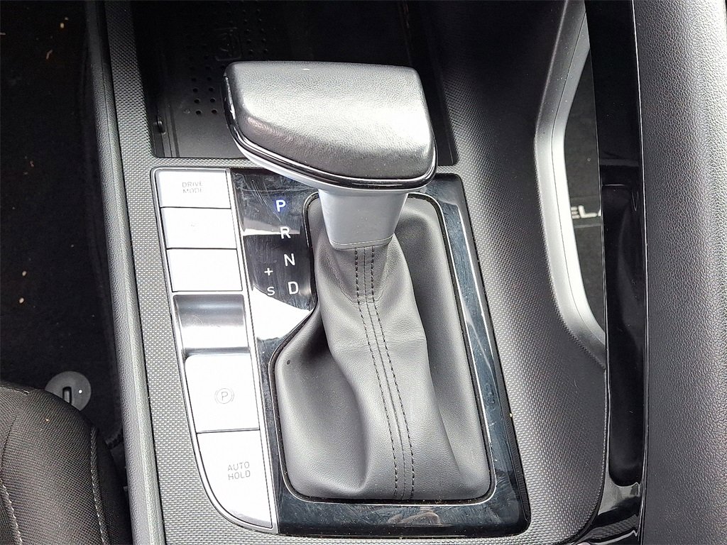 Used 2023 Hyundai Elantra SEL w/ Convenience Package image 16