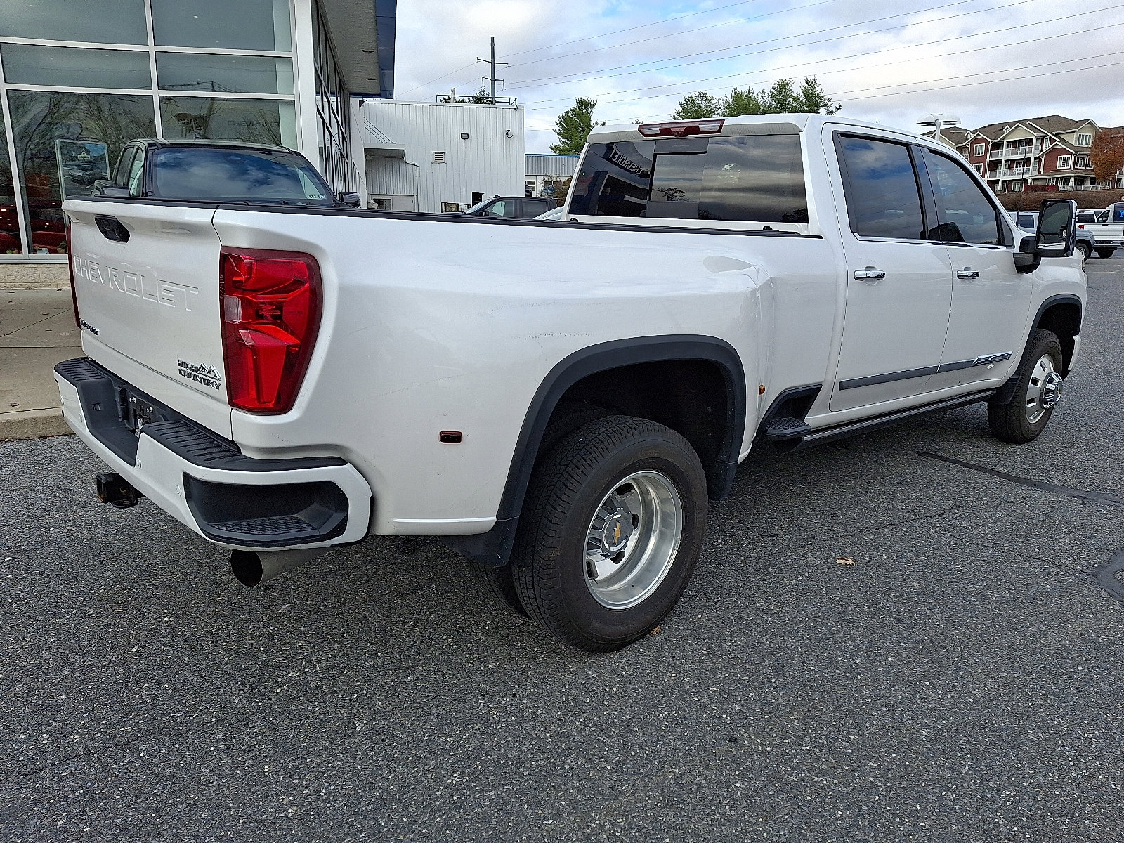 Certified 2024 Chevrolet Silverado 3500 High Country w/ High Country Premium Package image 6