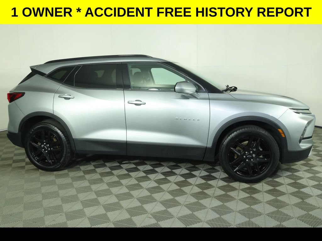 Used 2023 Chevrolet Blazer LT w/ Convenience Package AWD/4WD image 2