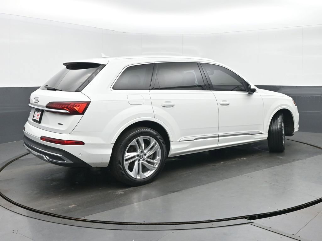 Used 2020 Audi Q7 3.0T Premium Plus AWD/4WD image 3