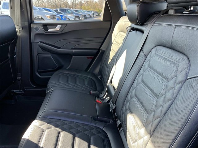 Used 2023 Ford Escape Platinum w/ Premium Technology Package image 21
