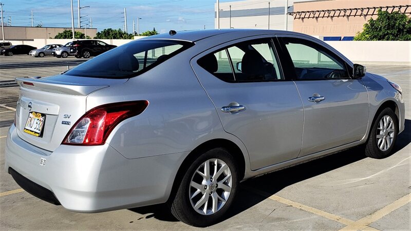 Used 2018 Nissan Versa SV w/ SV Special Edition FWD image 4