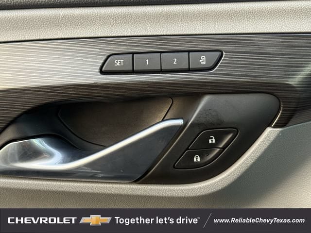 Used 2020 GMC Terrain SLT w/ Preferred Package FWD image 28