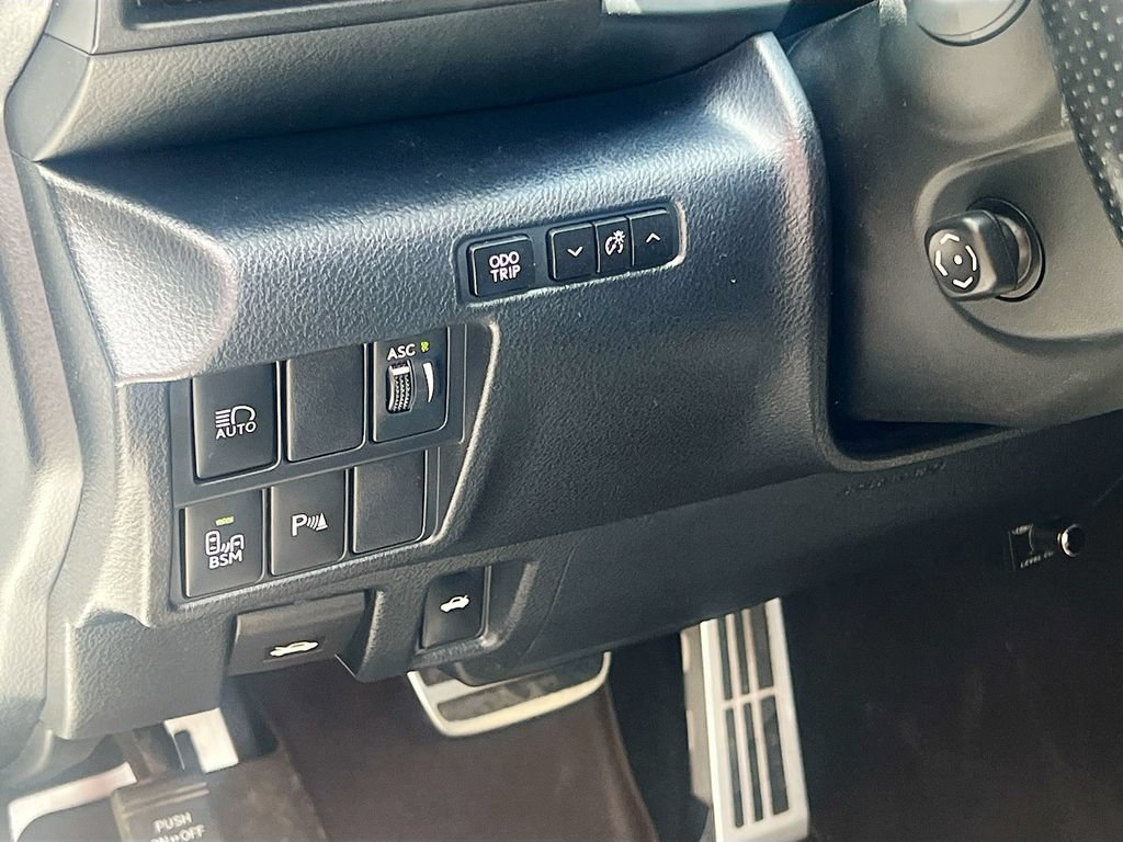 Used 2019 Lexus RC 300 F Sport RWD image 10