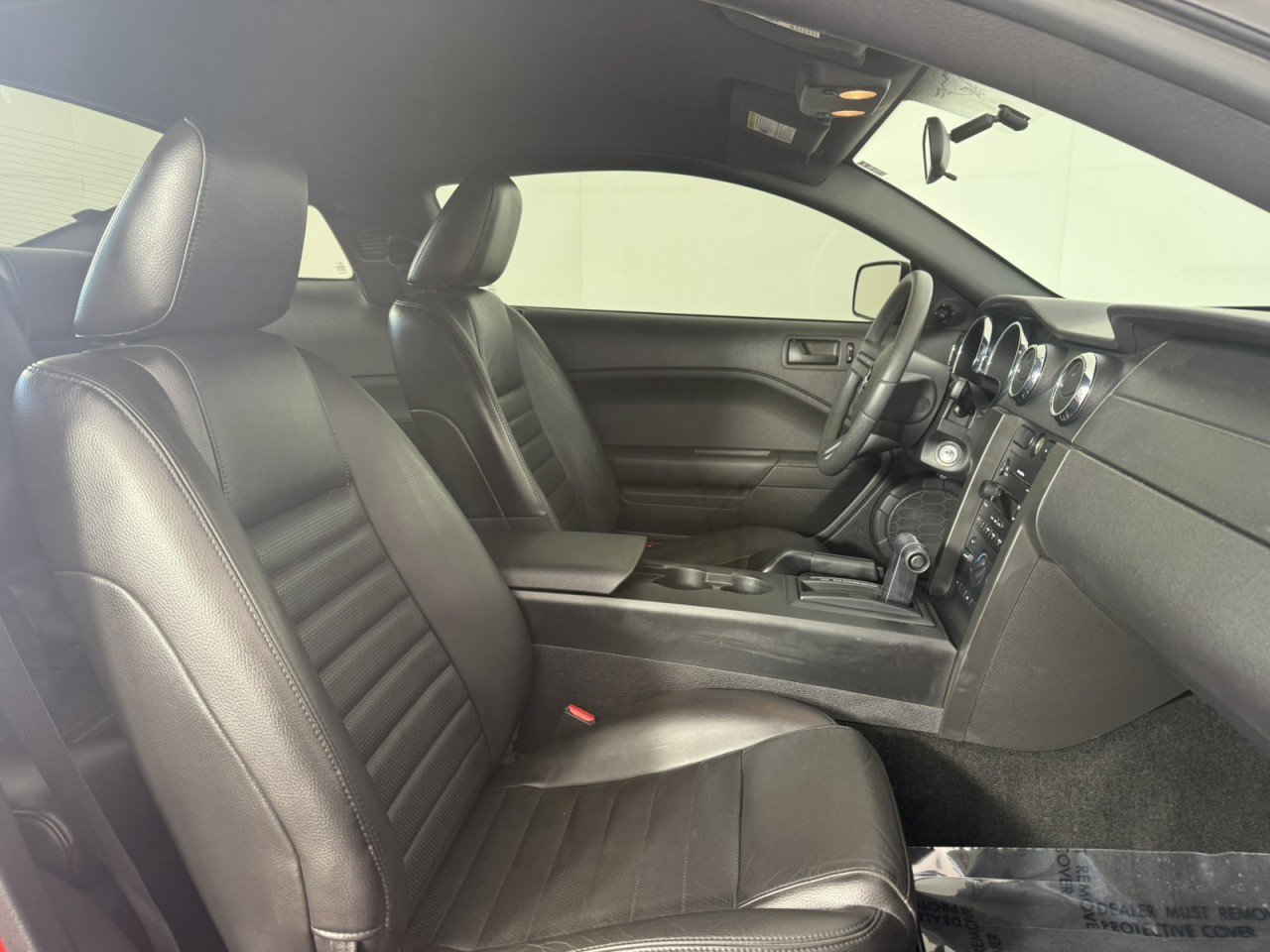 Used 2005 Ford Mustang GT RWD image 10