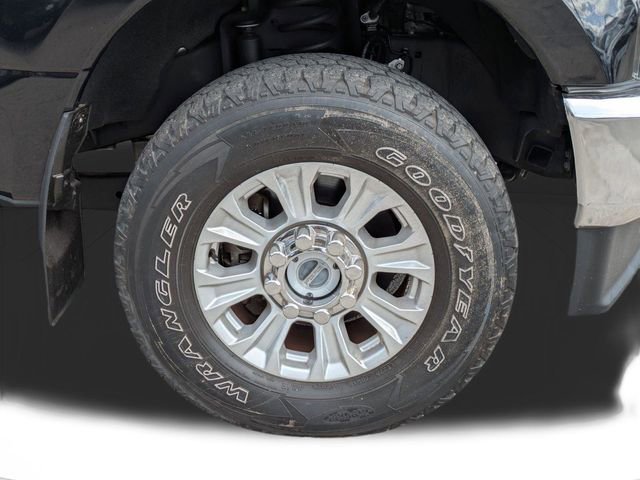Used 2021 Ford F250 XLT w/ XLT Value Package AWD/4WD image 11