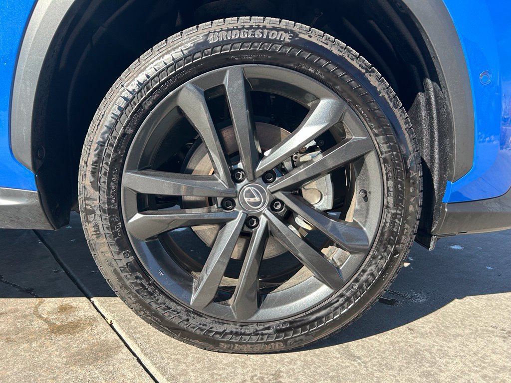 Used 2025 Lexus NX 450h+ AWD w/ Accessory Package (2T) image 33