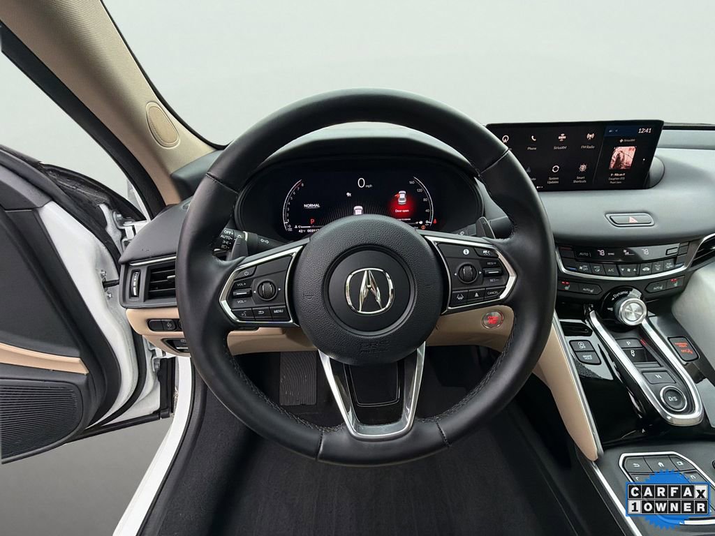 Used 2025 Acura TLX w/ Technology Package image 4