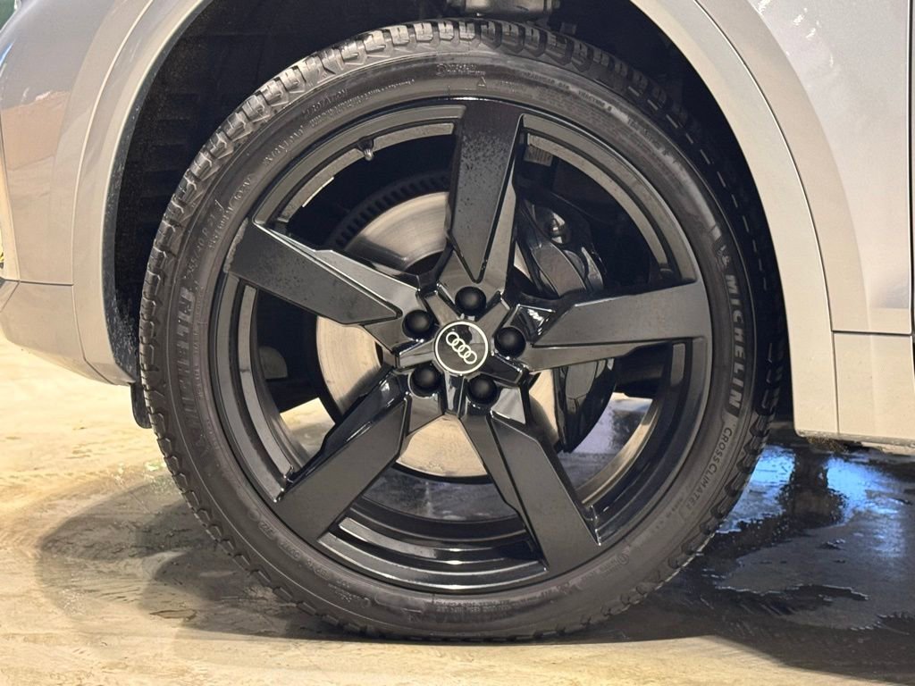 Used 2022 Audi SQ5 Premium image 11