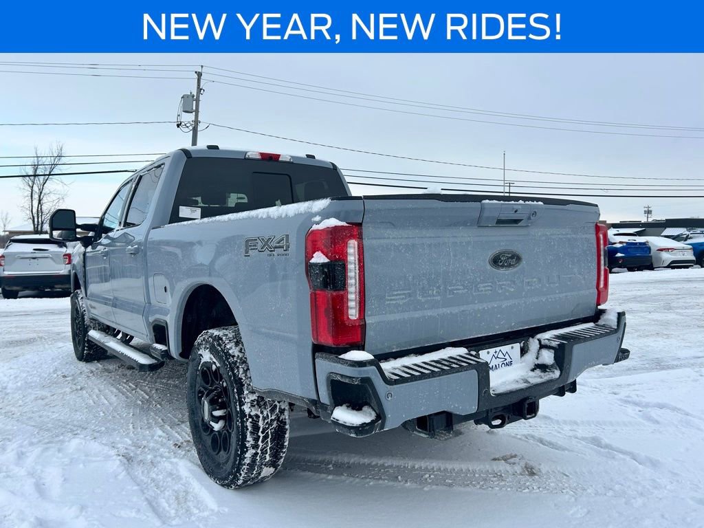 New 2026 Ford F350 Lariat w/ Black Appearance Package image 4