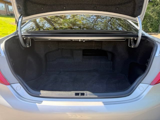 Used 2012 Toyota Camry XLE w/ Leather Pkg FWD image 40