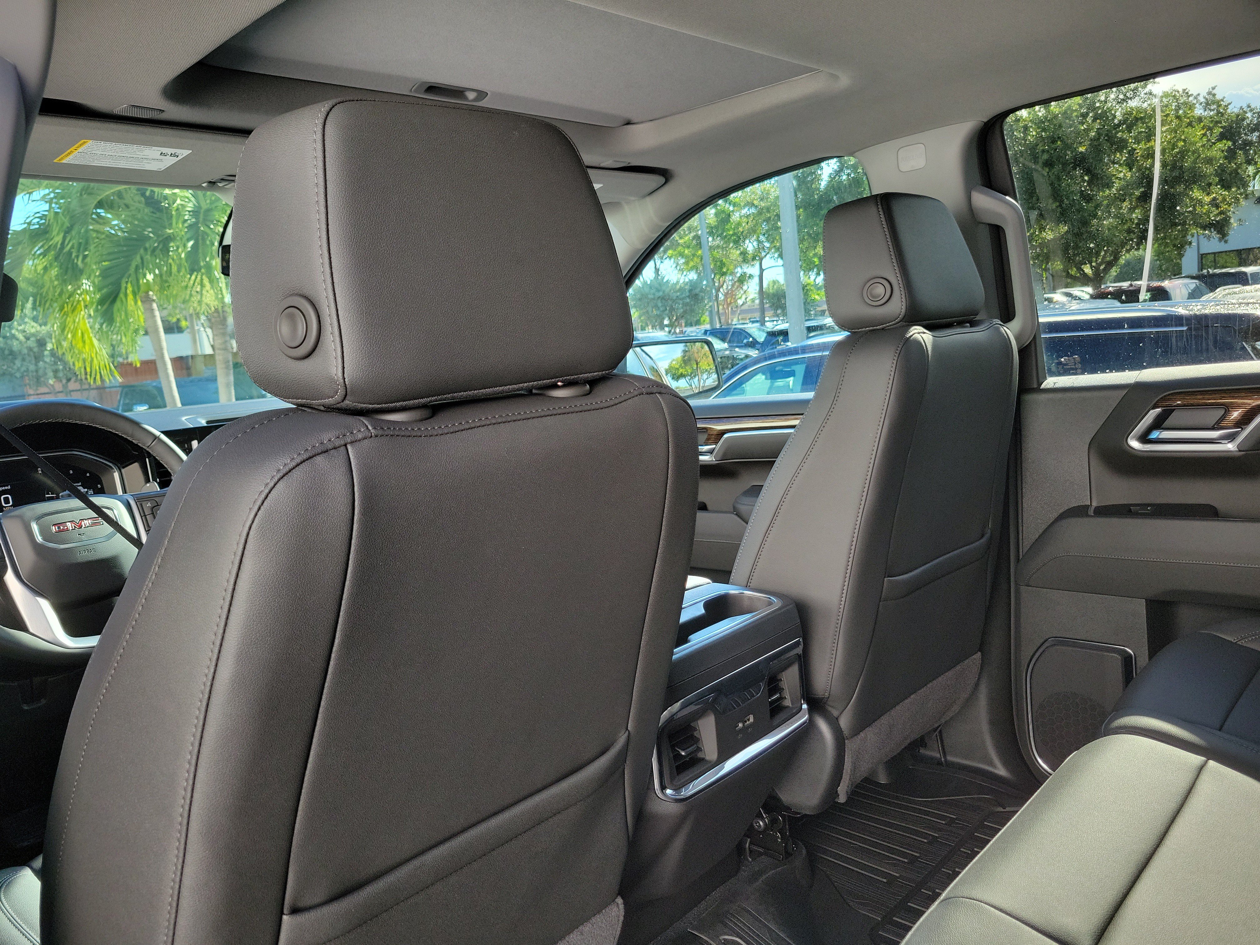New 2026 GMC Sierra 1500 Elevation w/ Elevation Premium Package AWD/4WD image 15