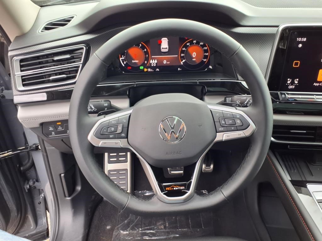 New 2025 Volkswagen Atlas Peak Edition SE image 16
