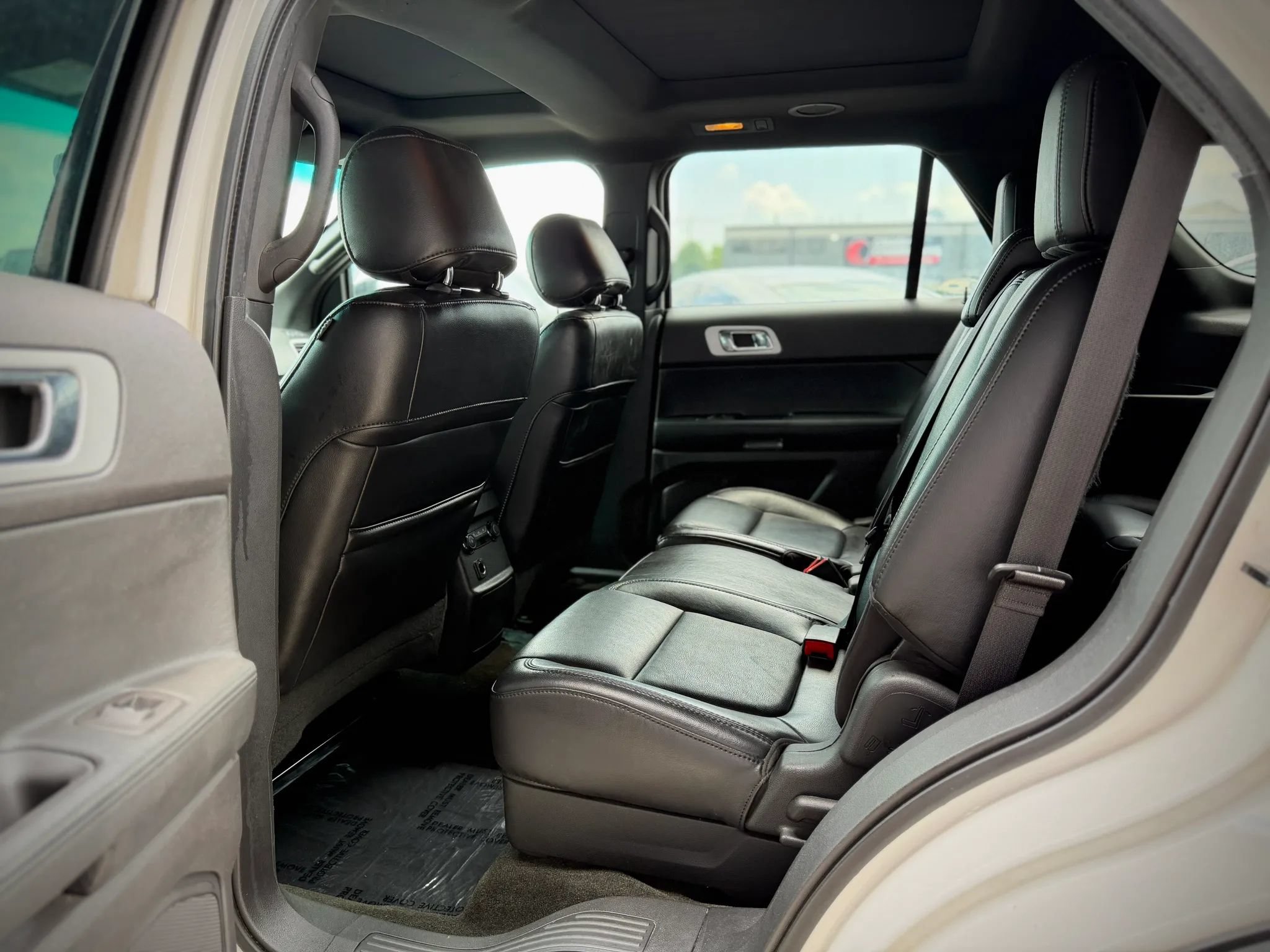 Used 2012 Ford Explorer XLT FWD image 19