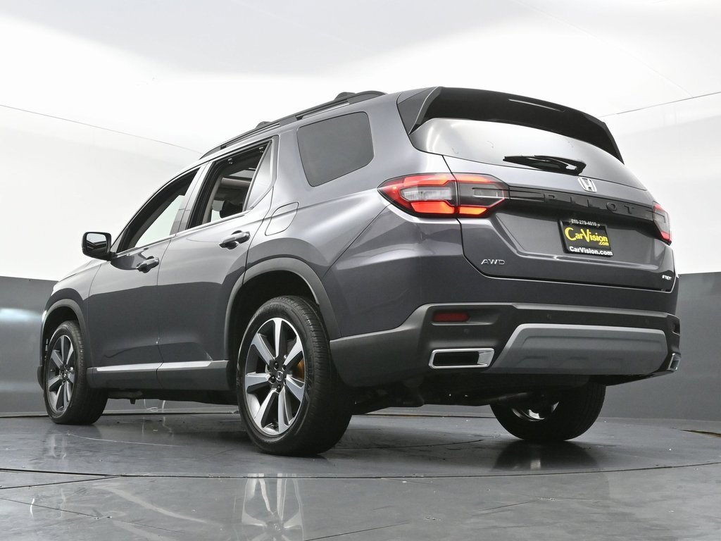 Used 2024 Honda Pilot Elite image 54