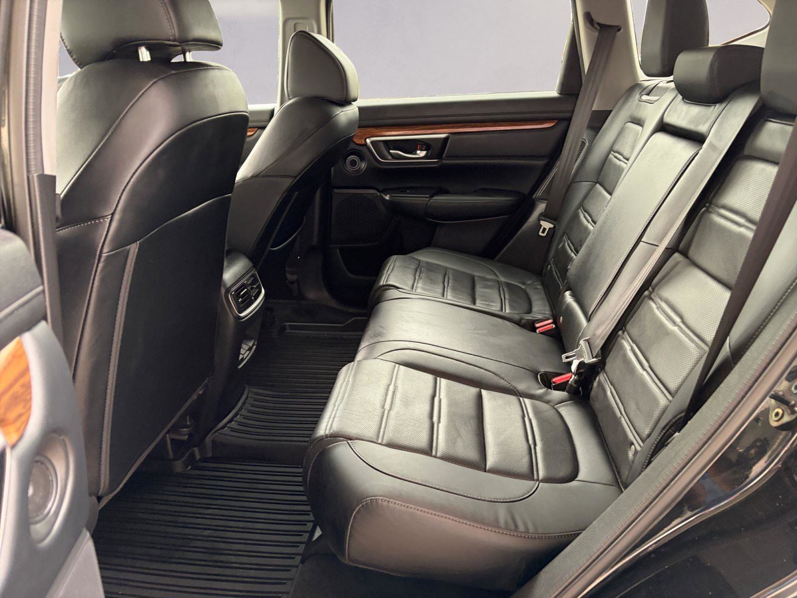 Used 2022 Honda CR-V Touring image 13