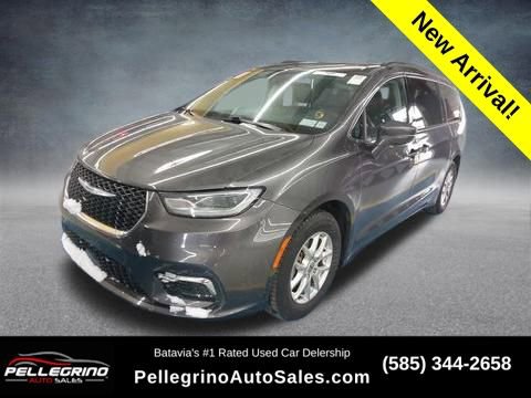 Used 2022 Chrysler Pacifica Touring-L