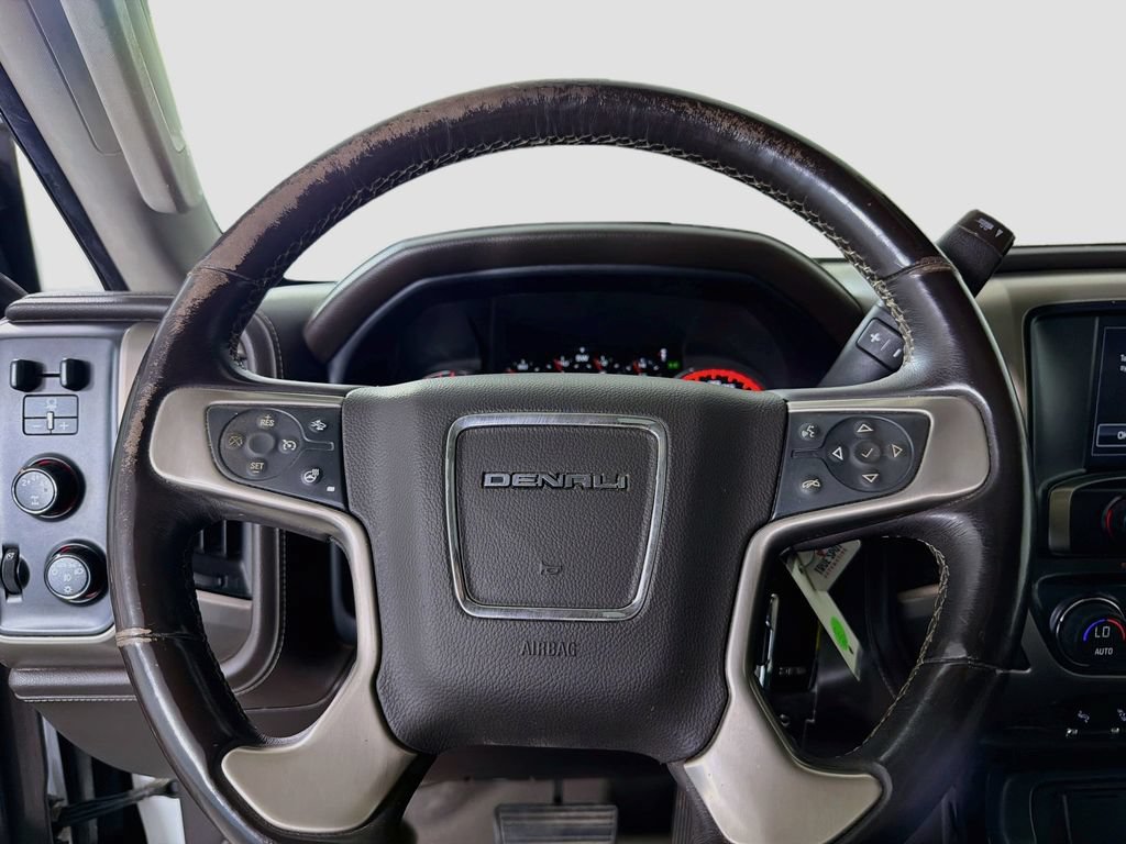 Used 2016 GMC Sierra 2500 Denali w/ Duramax Plus Package AWD/4WD image 15
