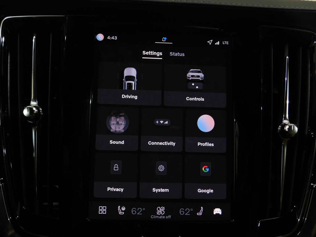 Used 2026 Volvo V90 B6 Cross Country Ultra image 56