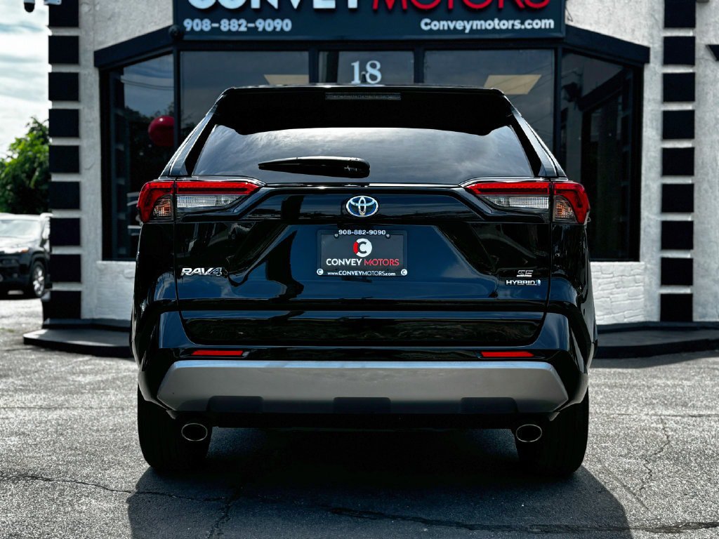 Used 2022 Toyota RAV4 SE w/ Convenience Package AWD/4WD image 7