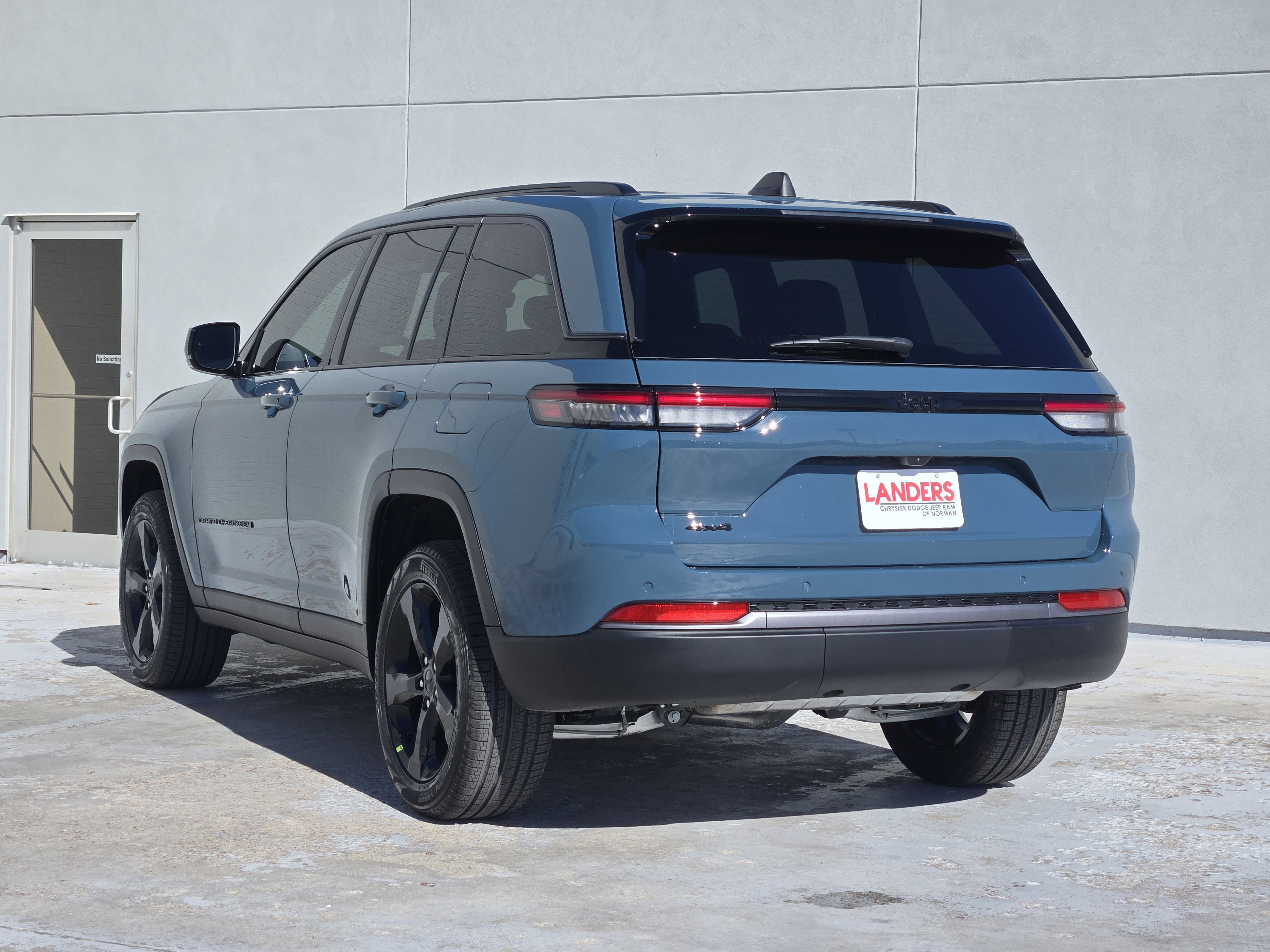 New 2026 Jeep Grand Cherokee Limited image 3