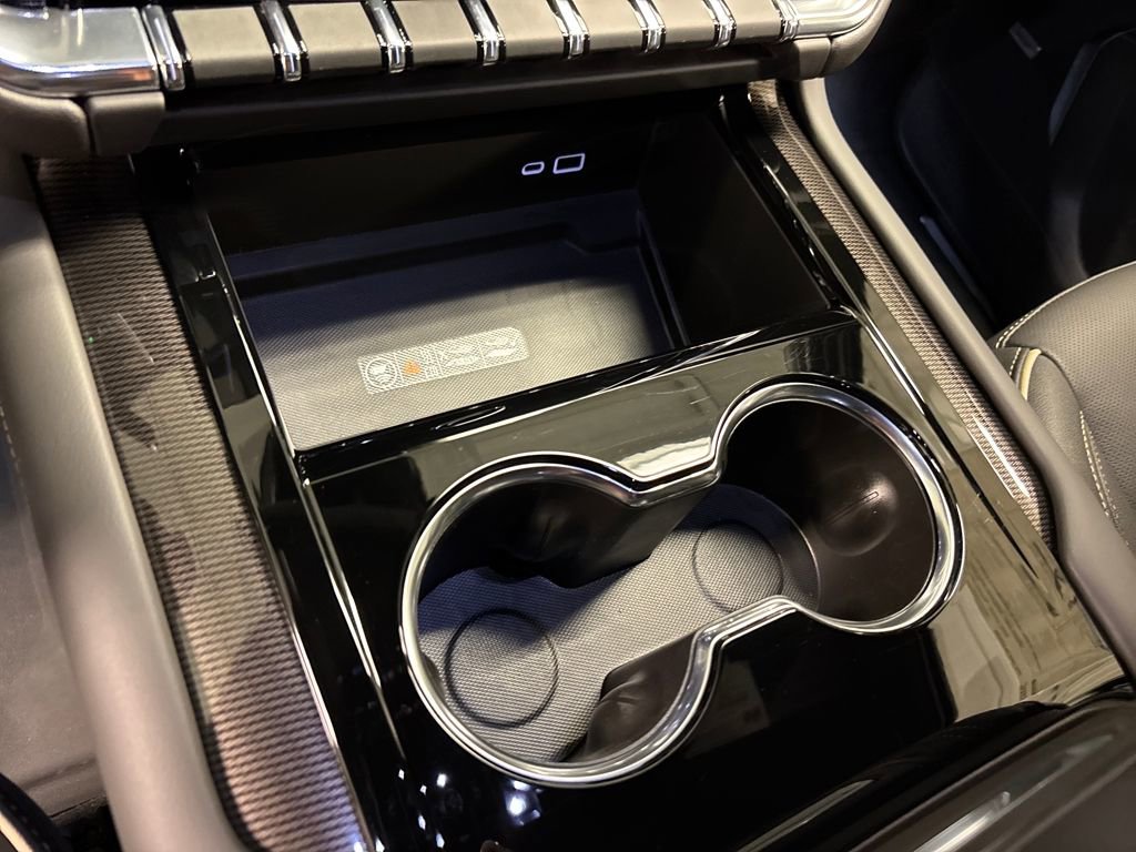 New 2026 GMC Yukon Elevation w/ LPO, Floor Liner Package image 38