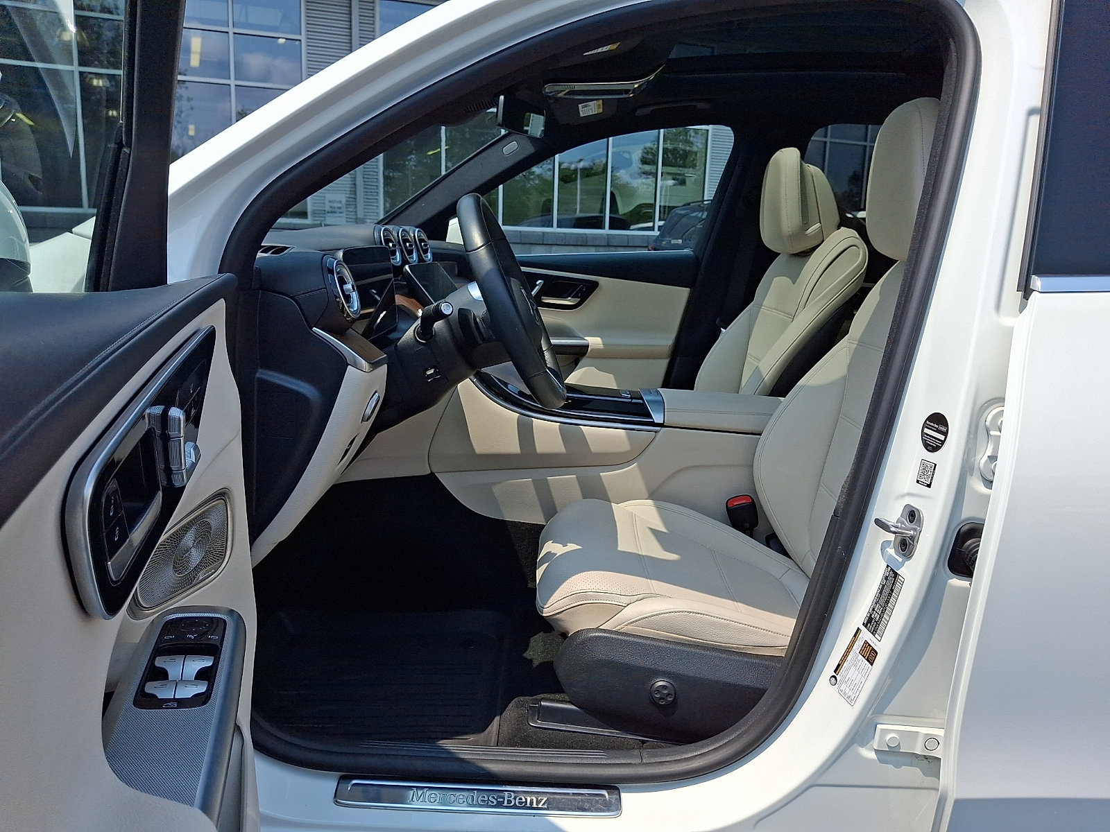 Certified 2023 Mercedes-Benz GLC 300 4MATIC image 13