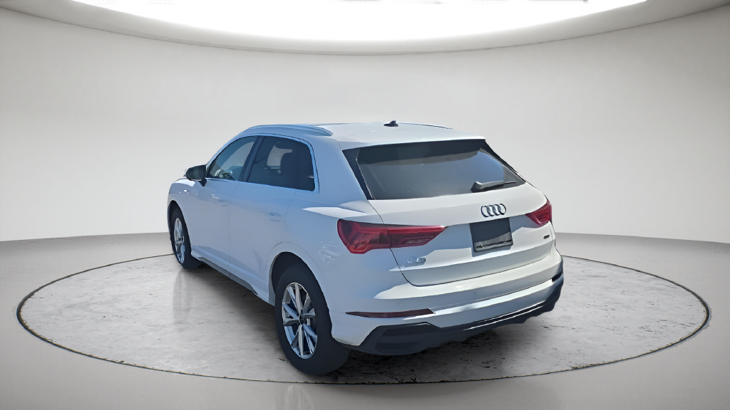 Used 2024 Audi Q3 2.0T Premium AWD/4WD image 24