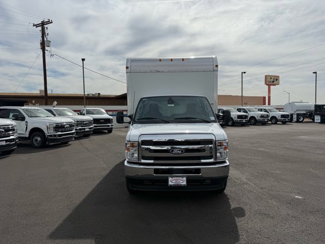New 2026 Ford E-450 and Econoline 450 Super Duty w/ Interior Upgrade Package image 7