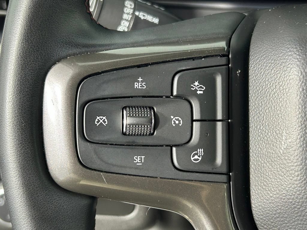 Used 2024 Chevrolet Suburban RST w/ Luxury Package AWD/4WD image 30