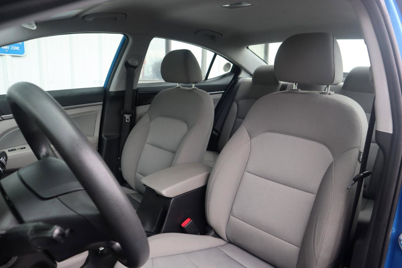 Used 2018 Hyundai Elantra SEL FWD image 46
