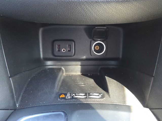 Used 2018 Chevrolet Equinox Premier FWD image 33