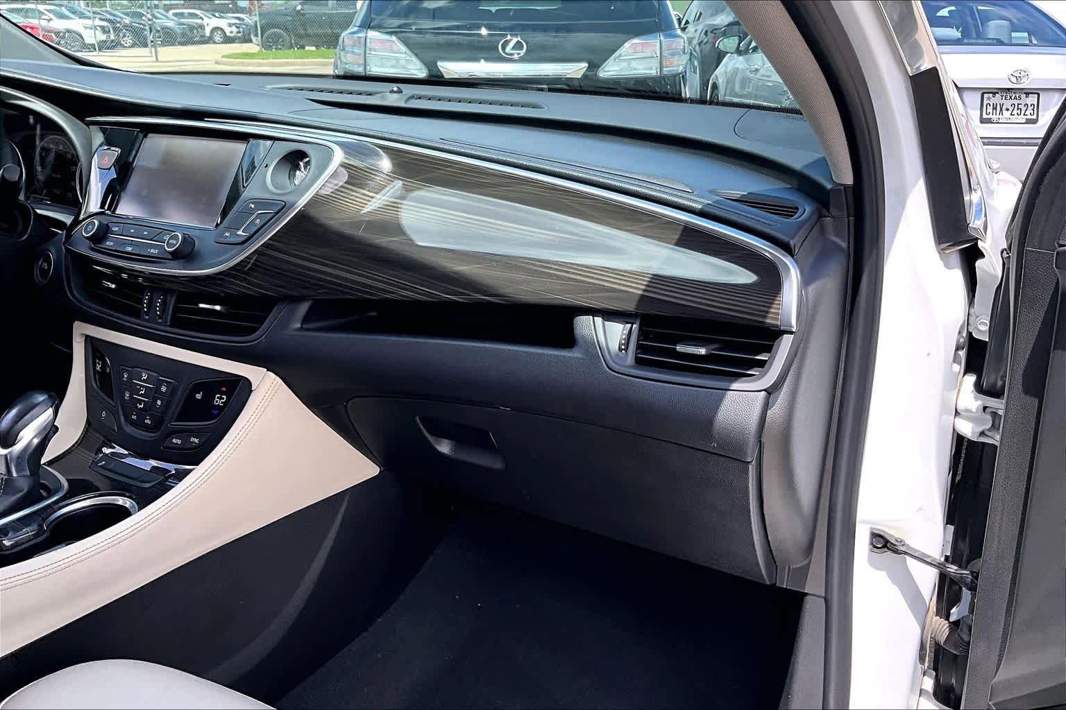 Used 2019 Buick Envision Premium w/ LPO, Cargo Package AWD/4WD image 16