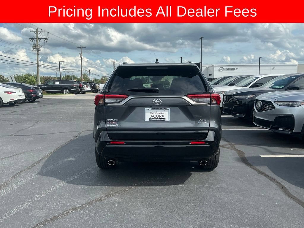 Used 2025 Toyota RAV4 XSE w/ Weather Package AWD/4WD image 4