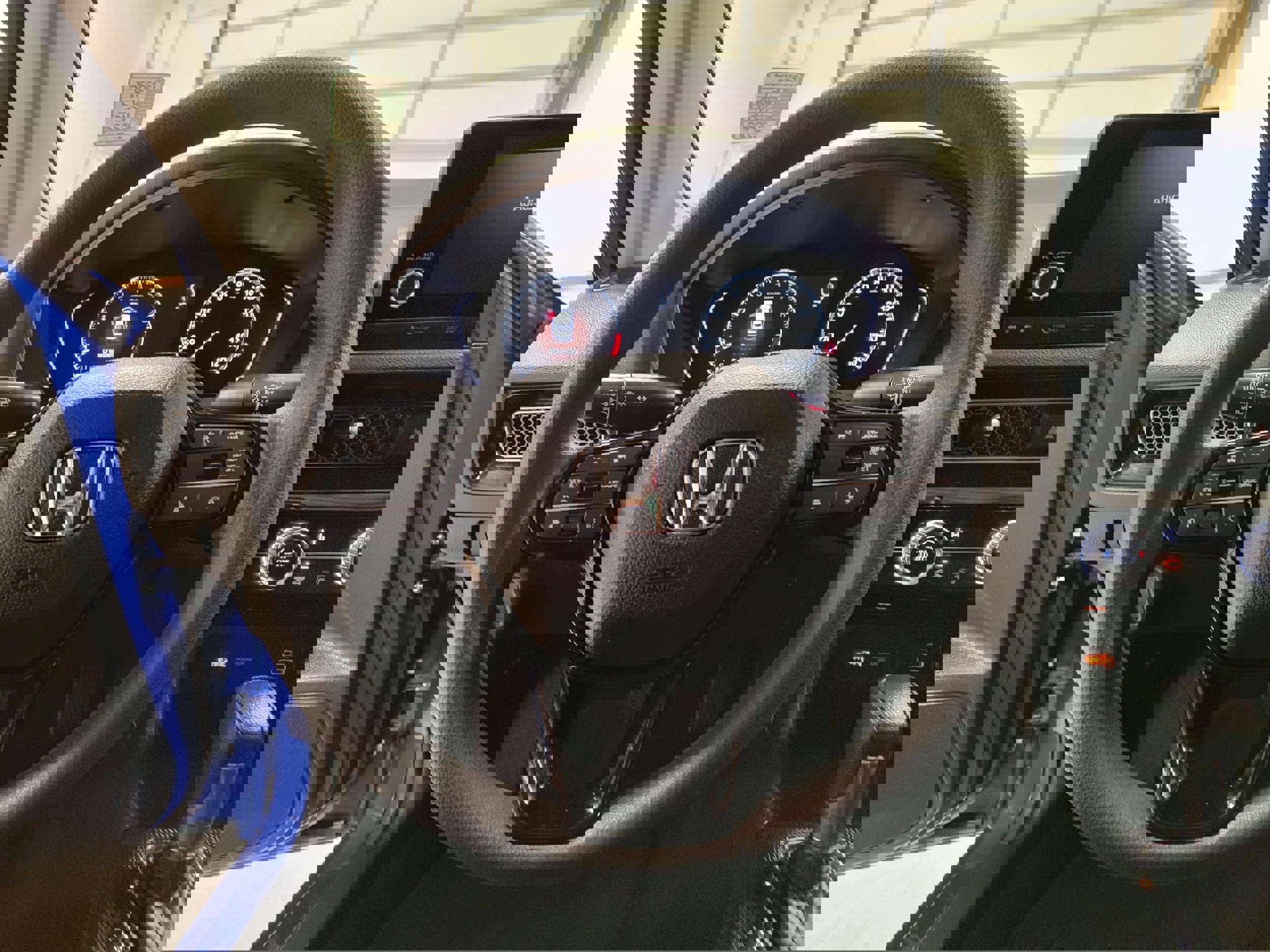 Used 2024 Honda Civic LX image 5