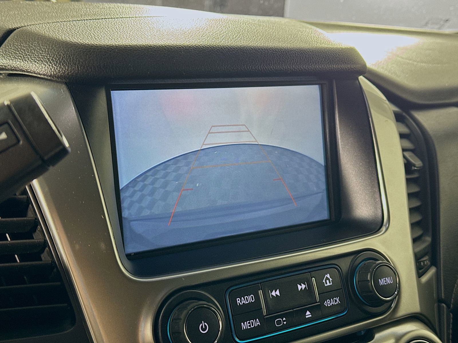 Used 2019 Chevrolet Tahoe LS AWD/4WD image 12