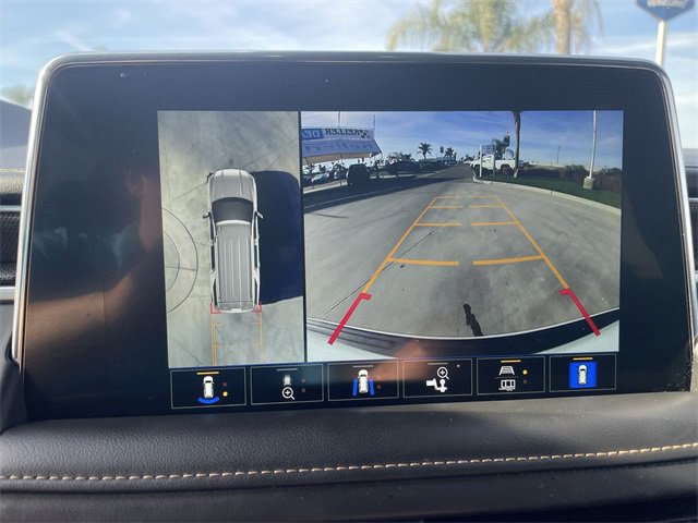 Used 2023 GMC Yukon XL AT4 w/ AT4 Premium Plus Package image 15