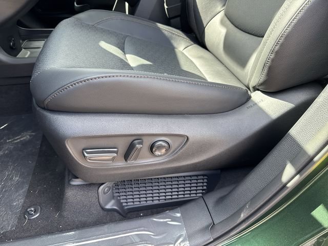 New 2026 Toyota Sienna Platinum image 13