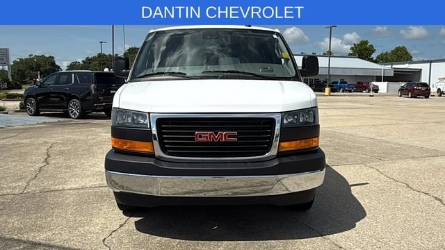 Used 2025 GMC Savana 3500 LT w/ LT Preferred Equipment Group RWD image 2