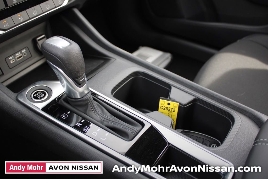 New 2025 Nissan Sentra SV image 25