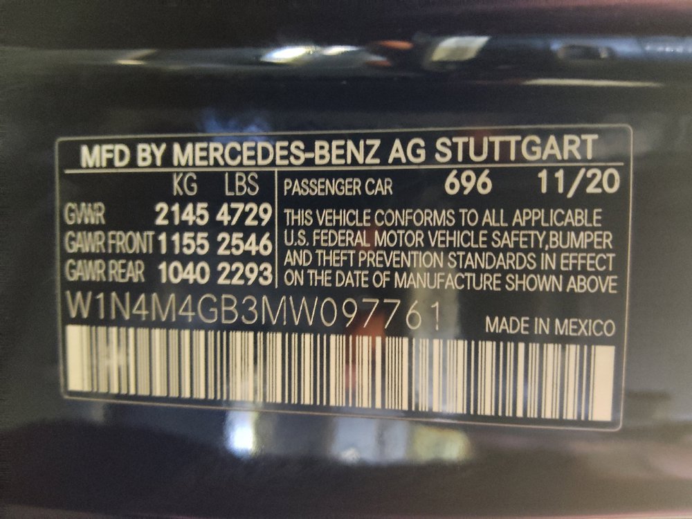 Used 2021 Mercedes-Benz GLB 250 w/ Premium Package image 33