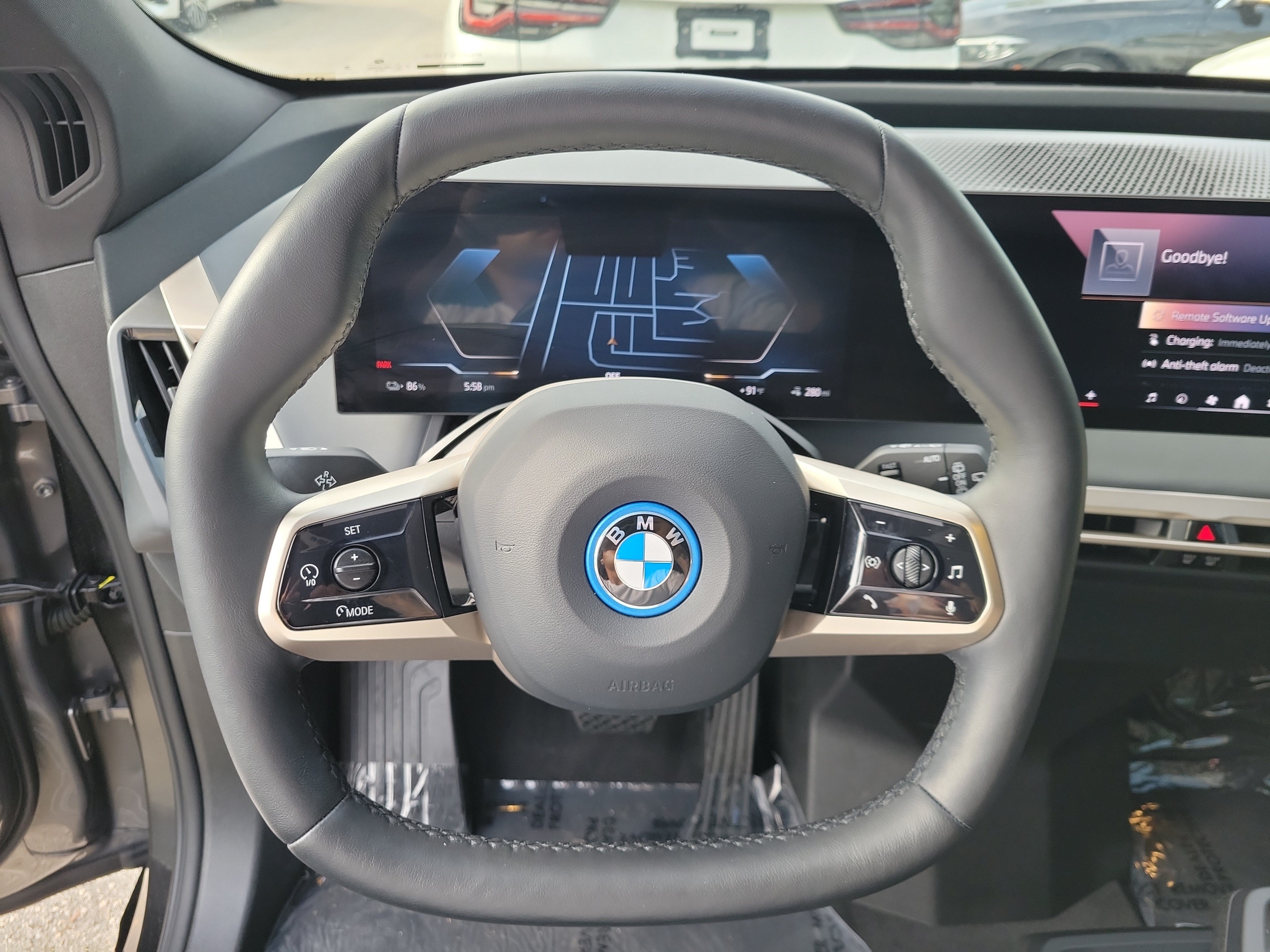 Used 2025 BMW iX xDrive50 AWD/4WD image 18