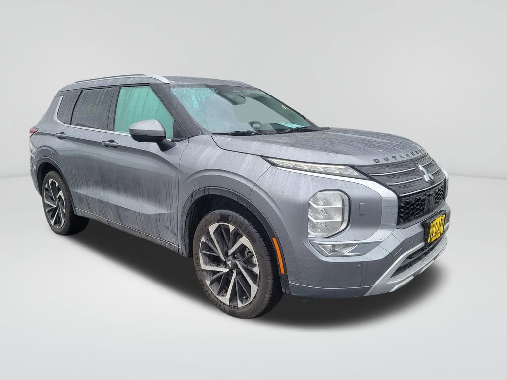Used 2023 Mitsubishi Outlander SEL image 8