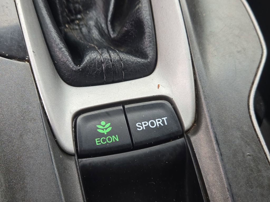 Used 2019 Honda Accord Sport image 45