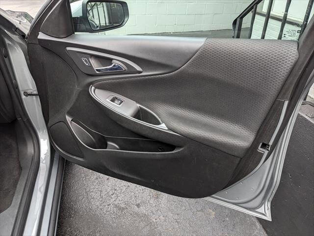 Used 2023 Chevrolet Malibu LT image 17